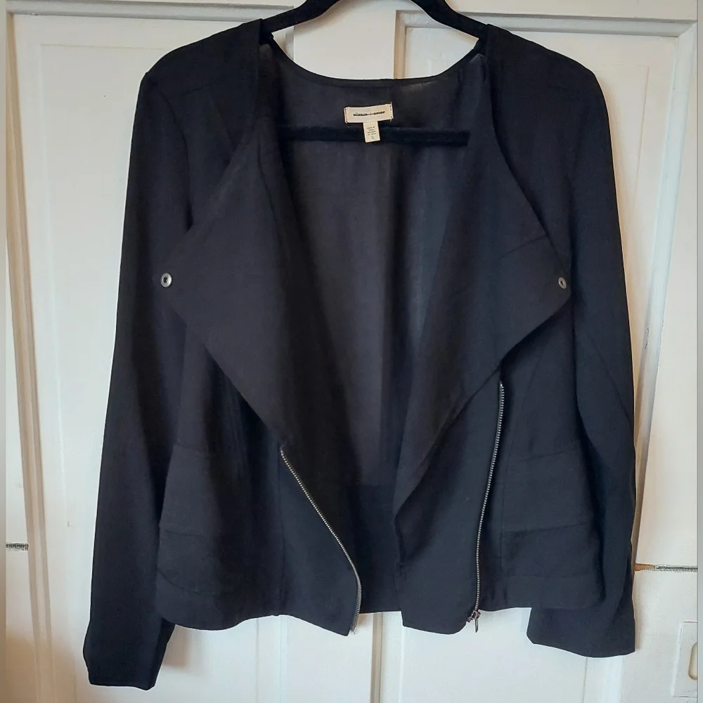 Lightweight Jacket - Picture 3 of 6